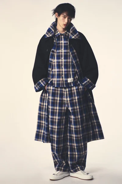 Look 16
